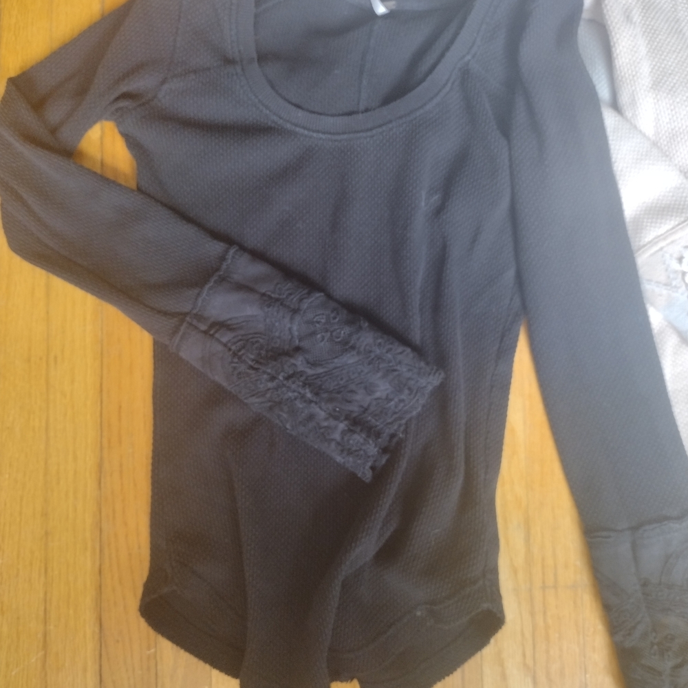 Bundle Of 4 Free People Thermals, Great Condition - Picture 5 of 5